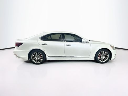 Used 2014 Lexus LS 460 w/ Comfort Package RWD image 10
