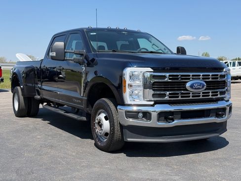 Used 2025 Ford F350 XLT AWD/4WD image 10
