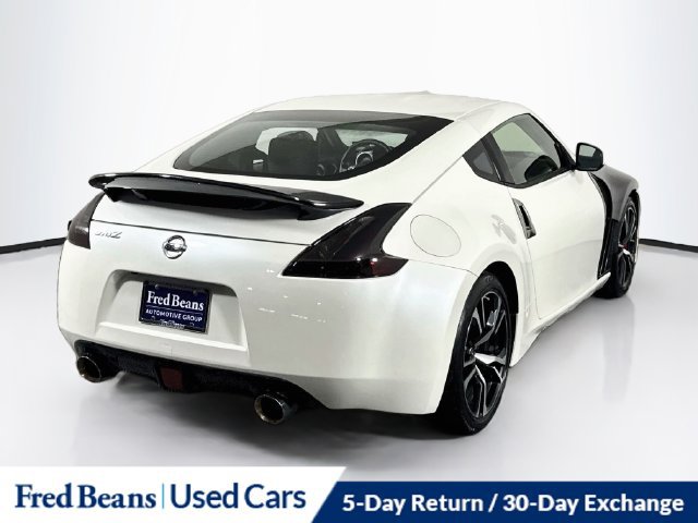 Used 2020 Nissan 370Z Coupe RWD image 13