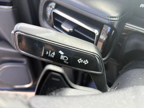 Used 2022 Lincoln Nautilus Reserve w/ Equipment Group 201A image 16