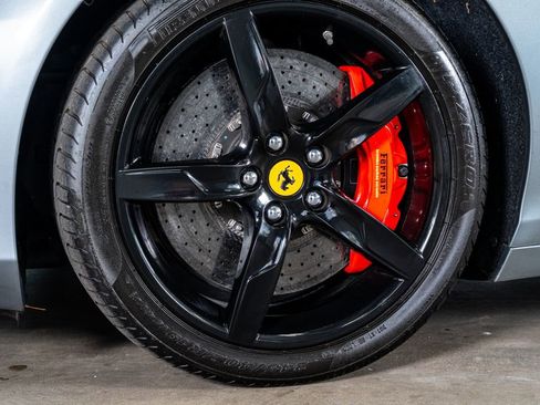 Used 2017 Ferrari California T image 10