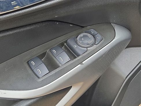 Used 2024 Chevrolet Trax RS w/ Driver Confidence Package image 22