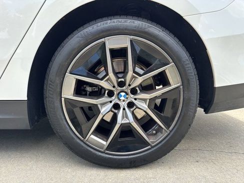 Used 2026 BMW 530i xDrive AWD/4WD image 27