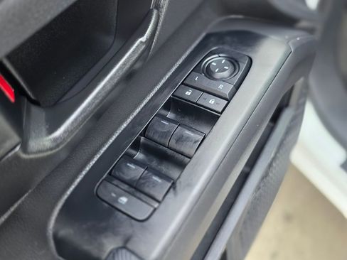 Used 2025 Toyota Tacoma SR5 image 22