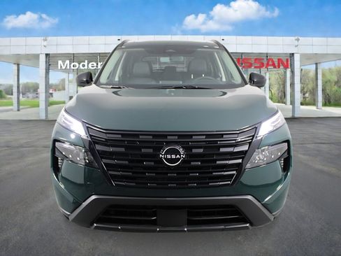 New 2026 Nissan Rogue Dark Armor FWD image 8