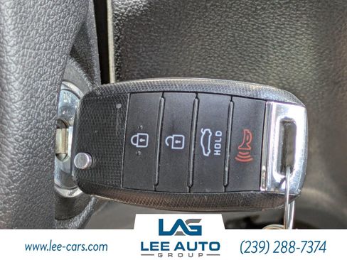 Used 2016 Kia Optima LX FWD image 24