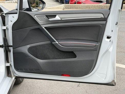 Used 2018 Volkswagen GTI SE w/ SE Leather Package image 35