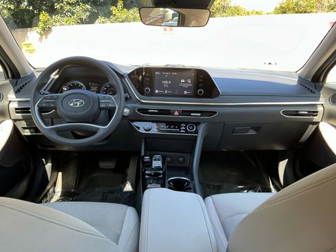 Used 2021 Hyundai Sonata SEL image 16