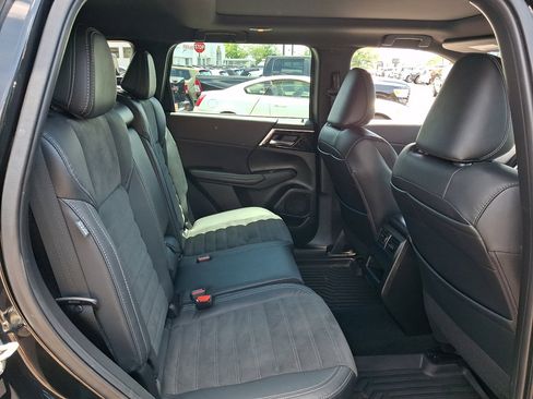 Used 2022 Mitsubishi Outlander SEL Black Edition AWD/4WD image 15