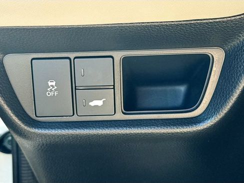 Used 2026 Honda HR-V EX-L image 10