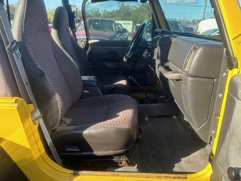 Used 2000 Jeep Wrangler Sport image 10