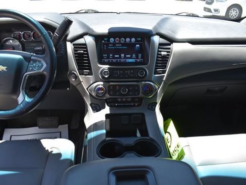 Used 2018 Chevrolet Tahoe LT AWD/4WD image 19