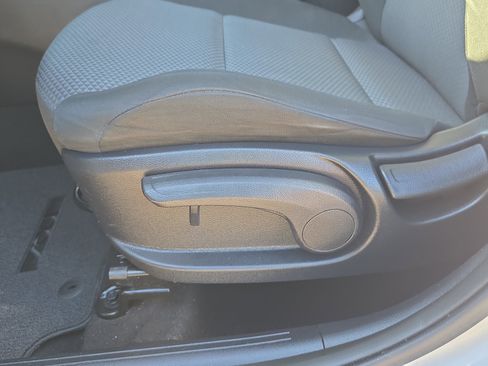 Used 2021 Kia Soul LX image 22