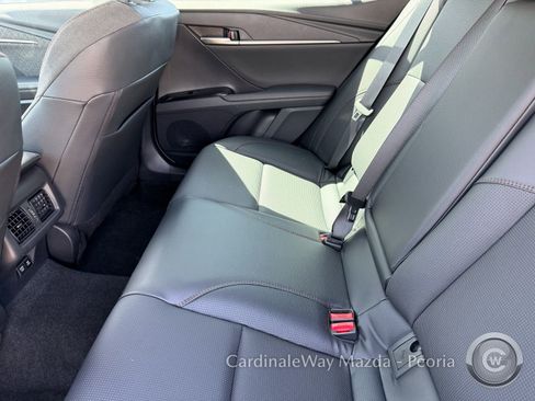 Used 2026 Toyota Camry XLE FWD image 15