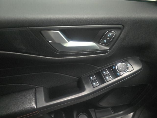 Used 2023 Ford Escape ST-Line w/ Tech Pack #1 AWD/4WD image 18