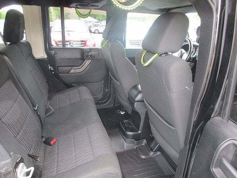 Used 2012 Jeep Wrangler Unlimited Sport image 14