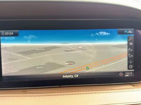 Used 2019 Mercedes-Benz S 560 Sedan image 16