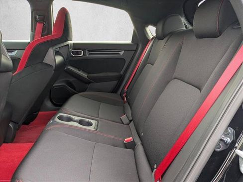 Used 2025 Honda Civic Type R image 15