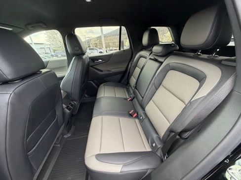 New 2026 Chevrolet Equinox LT w/ Convenience Package II AWD/4WD image 35
