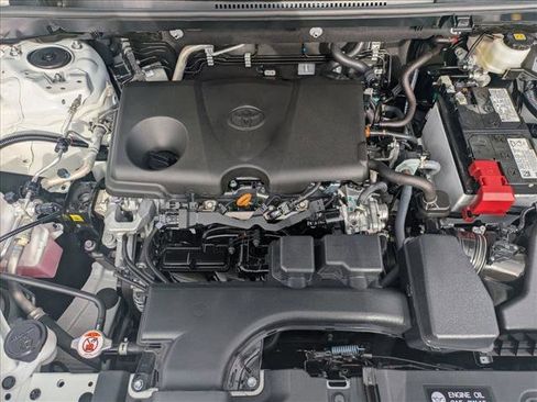 Used 2024 Toyota RAV4 LE image 22