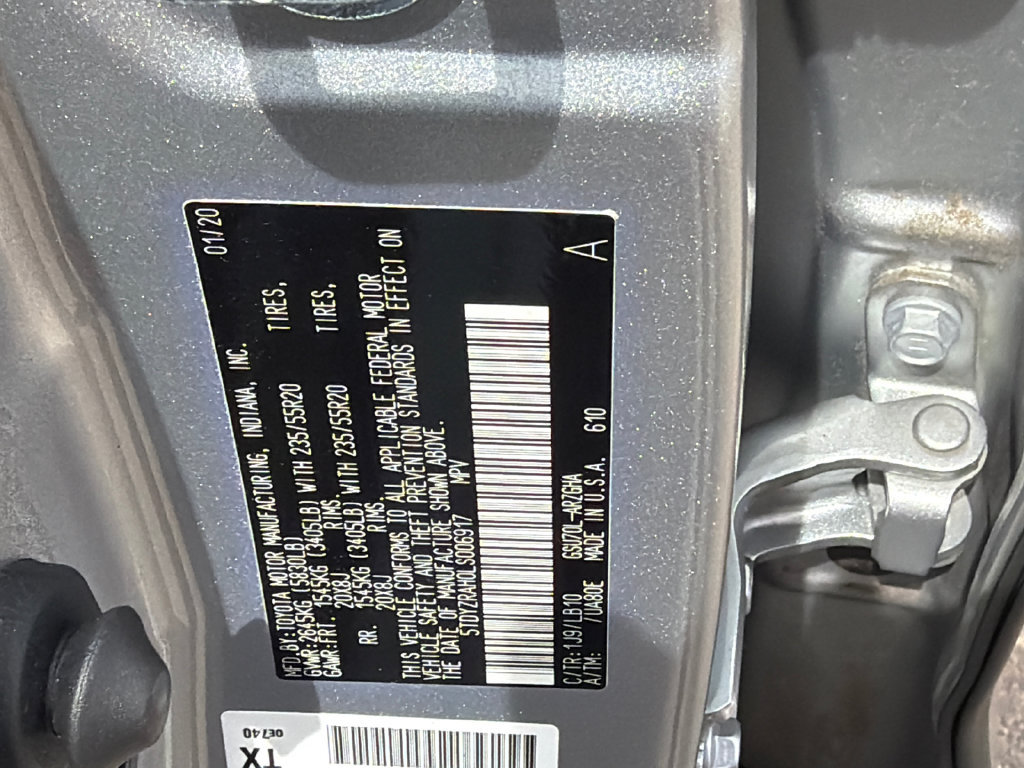 Used 2020 Toyota Highlander Limited FWD image 35