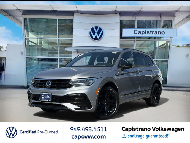 Certified 2024 Volkswagen Tiguan SE R-Line FWD image 1