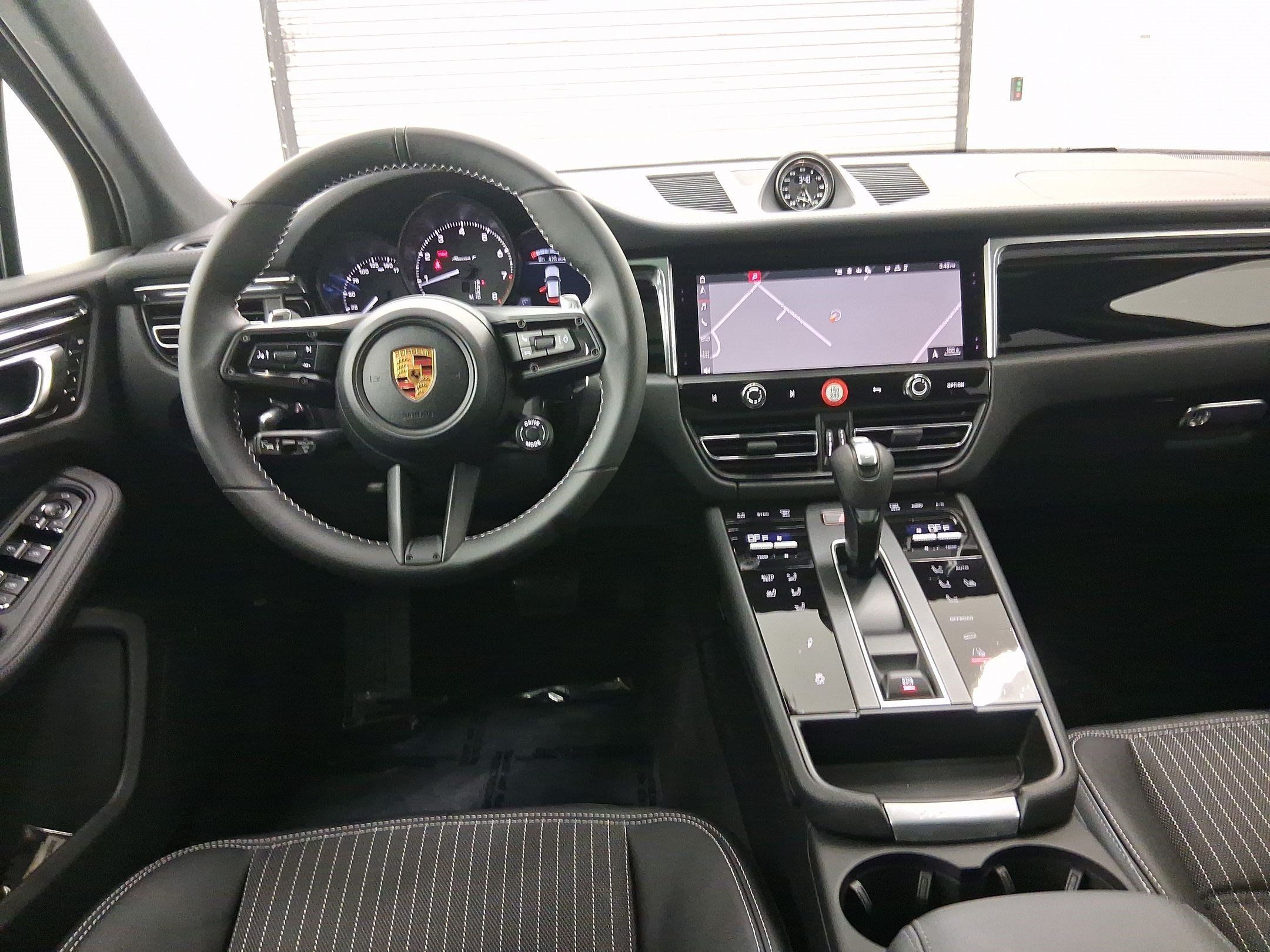 Used 2026 Porsche Macan Turbo AWD/4WD image 15