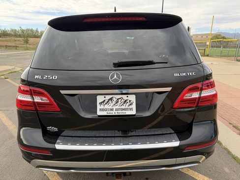 Used 2015 Mercedes-Benz ML 250 BlueTEC 4MATIC image 6