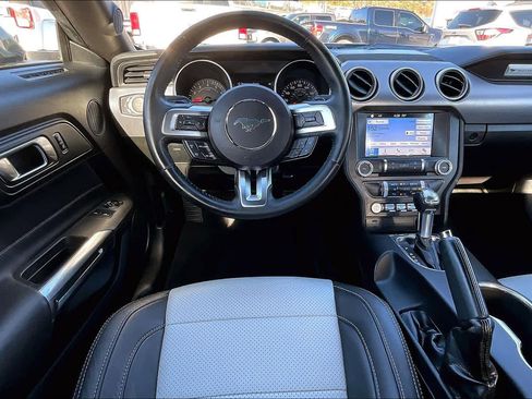 Used 2018 Ford Mustang Coupe w/ Equipment Group 101A image 5