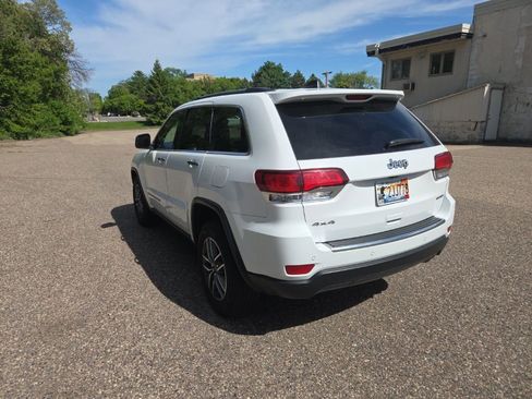 Used 2022 Jeep Grand Cherokee Limited AWD/4WD image 8