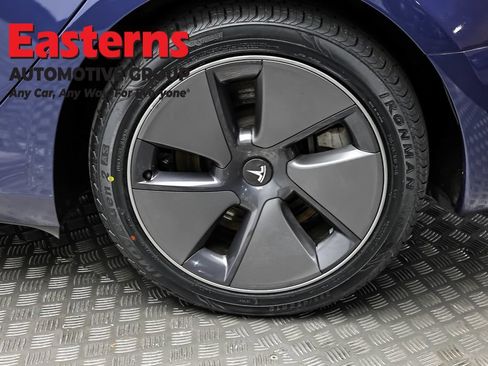 Used 2023 Tesla Model 3 Standard Range RWD image 8