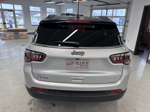 New 2026 Jeep Compass Limited image 7