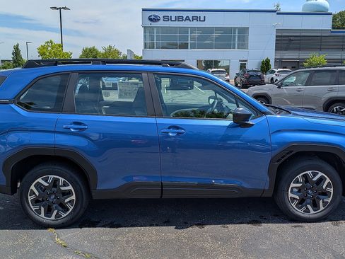 New 2026 Subaru Forester AWD/4WD image 2