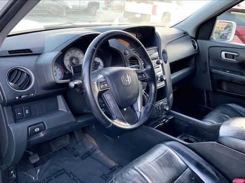 Used 2013 Honda Pilot Touring image 17