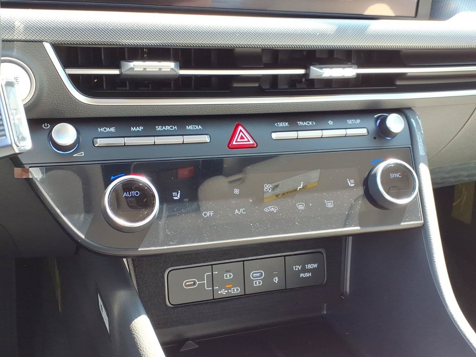 New 2026 Hyundai Sonata SEL AWD/4WD image 16