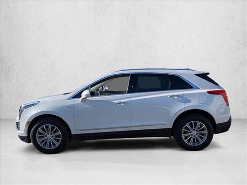 Used 2017 Cadillac XT5 Luxury w/ Driver Awareness Package image 8