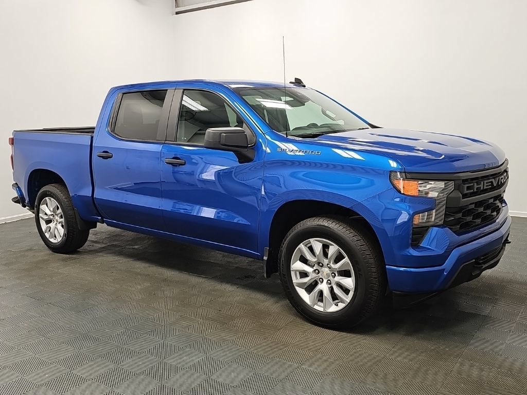 Certified 2024 Chevrolet Silverado 1500 Custom RWD image 3