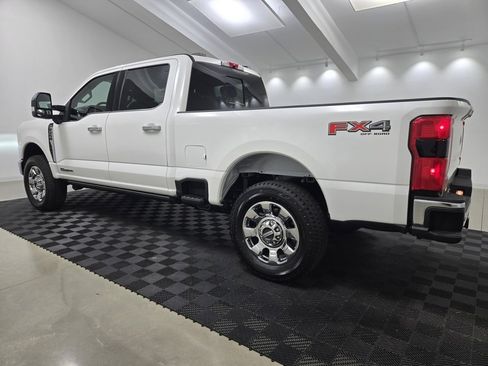 New 2025 Ford F250 Lariat w/ Lariat Ultimate Package image 4