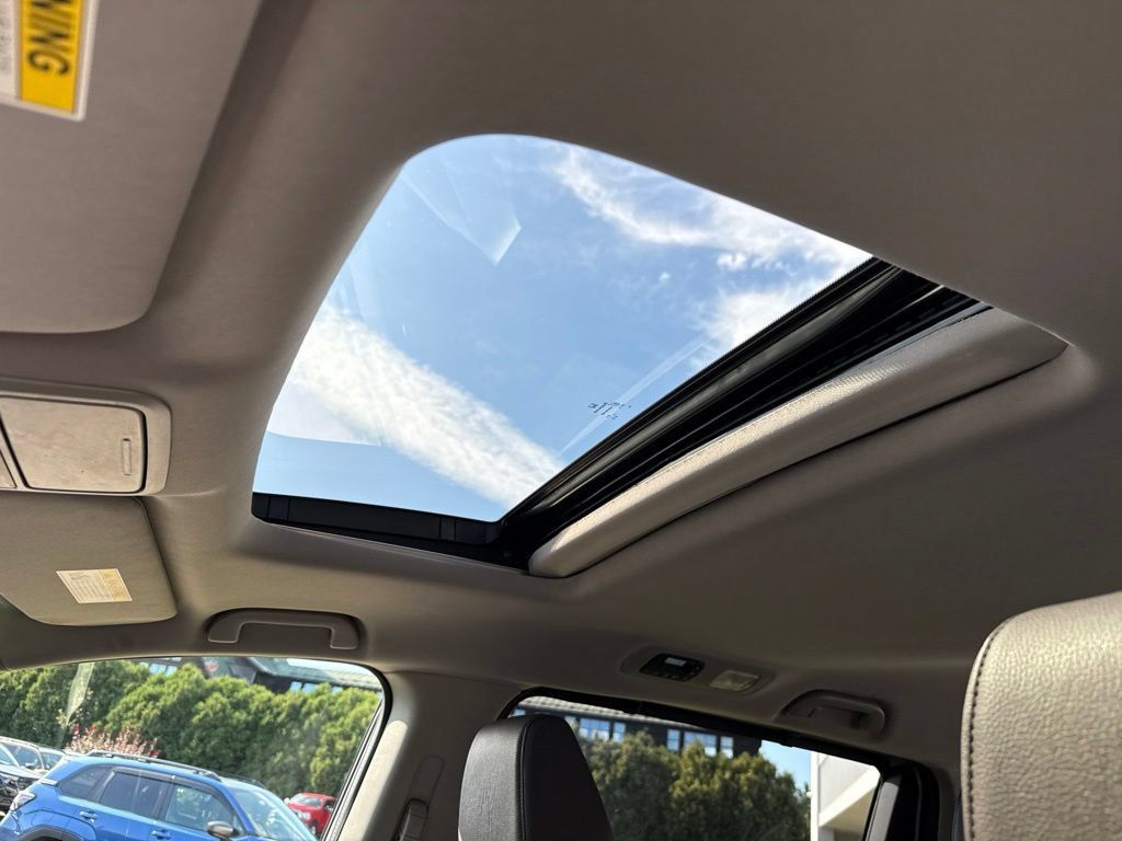 Used 2019 Honda Odyssey EX-L image 22