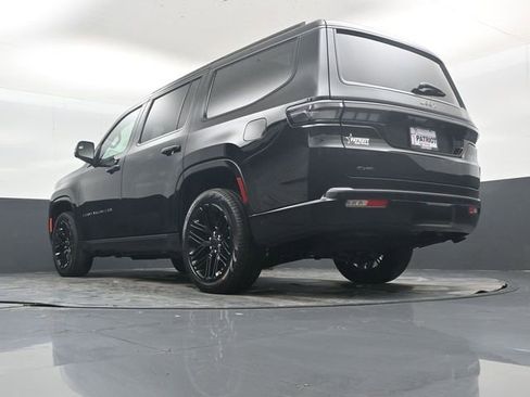 New 2026 Jeep Grand Wagoneer Limited AWD/4WD image 44