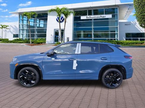 New 2026 Volkswagen Tiguan SE R-Line FWD image 4