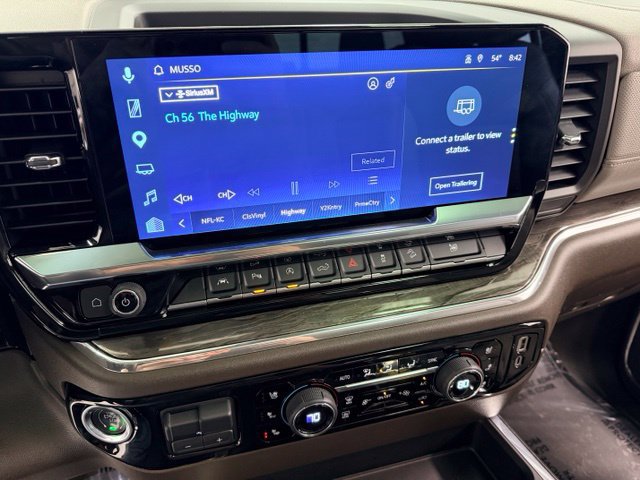 Certified 2023 Chevrolet Silverado 1500 LTZ w/ LTZ Premium Package AWD/4WD image 11