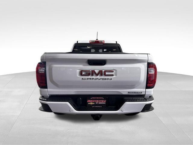 Used 2023 GMC Canyon Elevation w/ Elevation Premium Package RWD image 8
