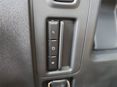 New 2025 Lincoln Navigator L Black Label image 10