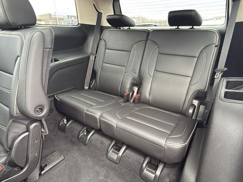 Used 2022 GMC Acadia Denali image 26