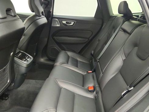 Used 2025 Volvo XC60 B5 Ultra w/ Protection Package Premier AWD/4WD image 21
