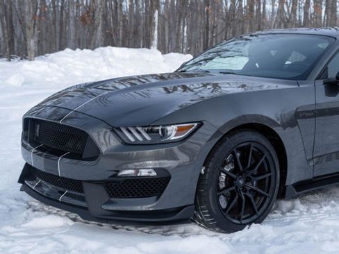 Used 2015 Ford Mustang Shelby GT350 RWD image 73