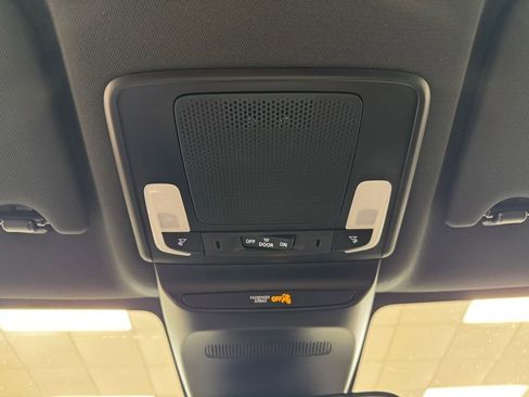 Used 2023 Honda HR-V Sport image 36