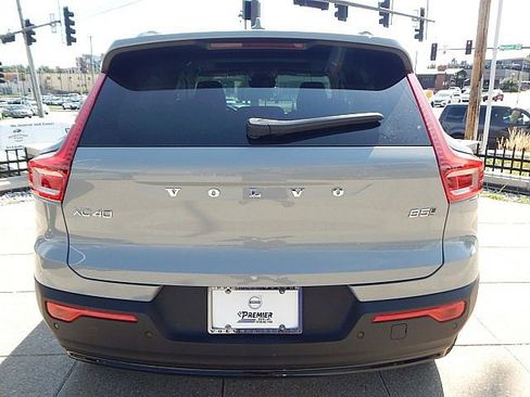 New 2026 Volvo XC40 B5 Plus w/ Protection Package Premier image 9