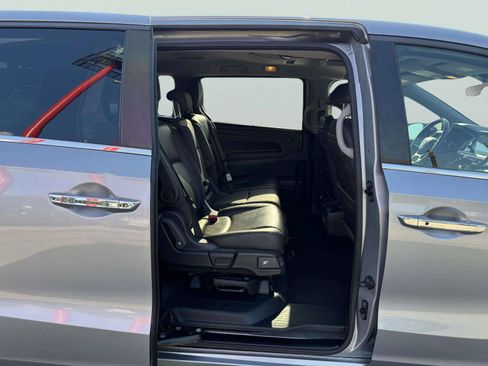 Used 2019 Honda Odyssey Touring image 47